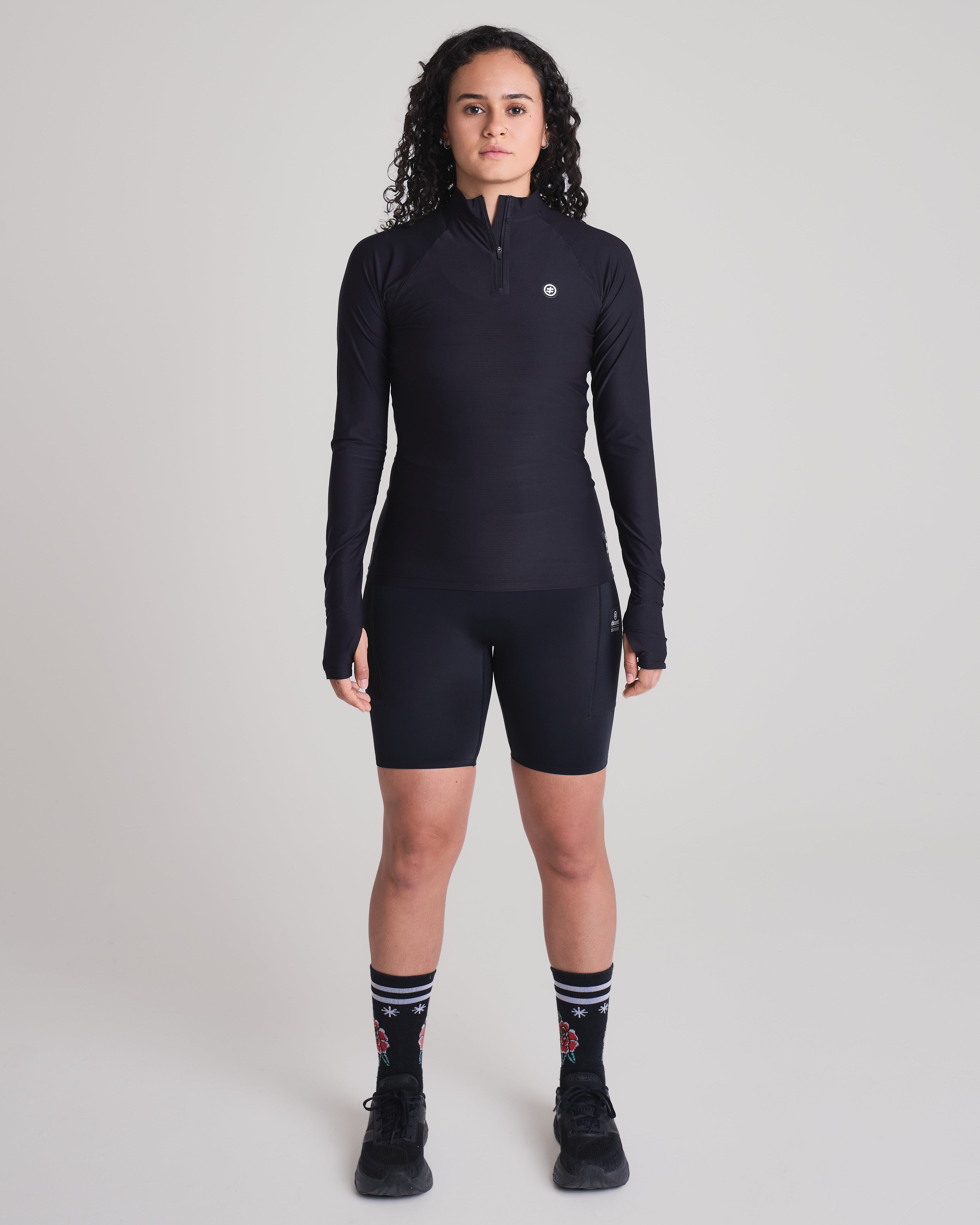 Black running jersey women