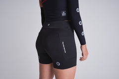 Black sleeves