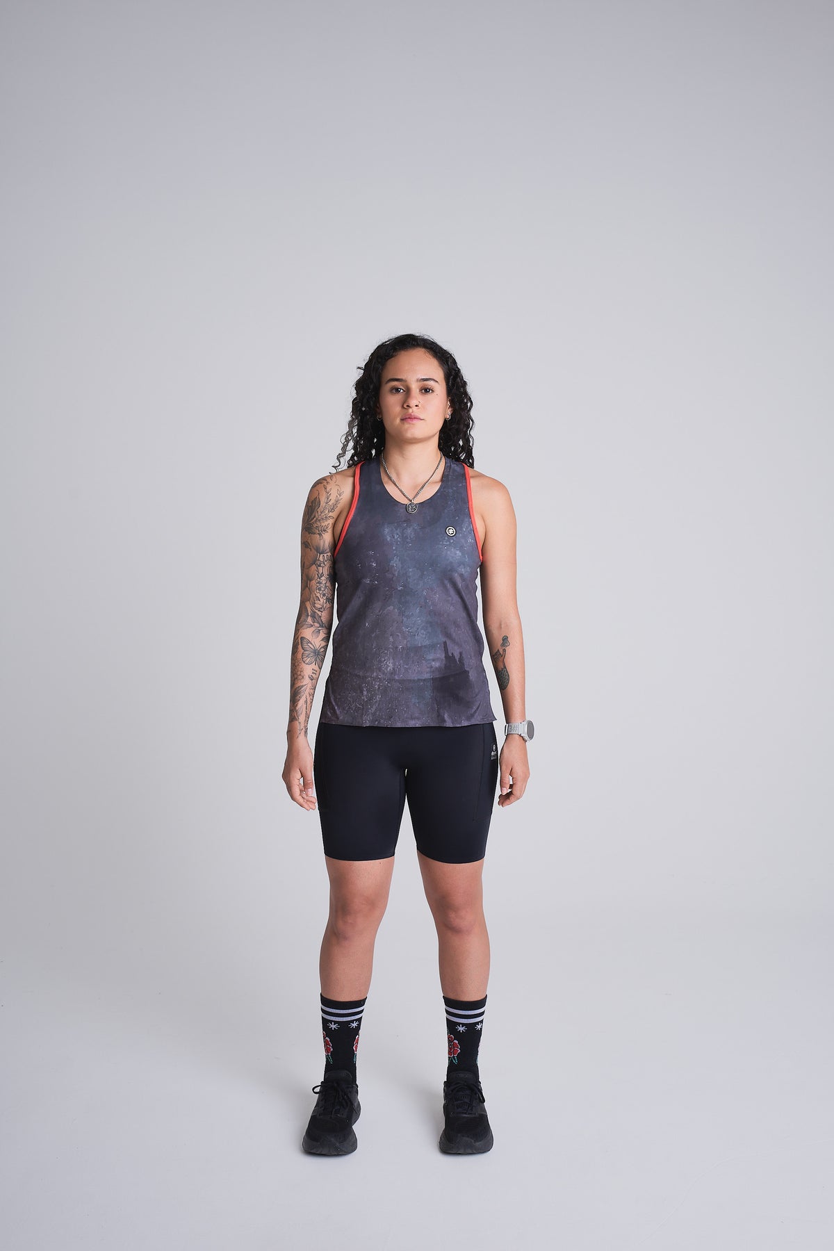Asphalt tank women